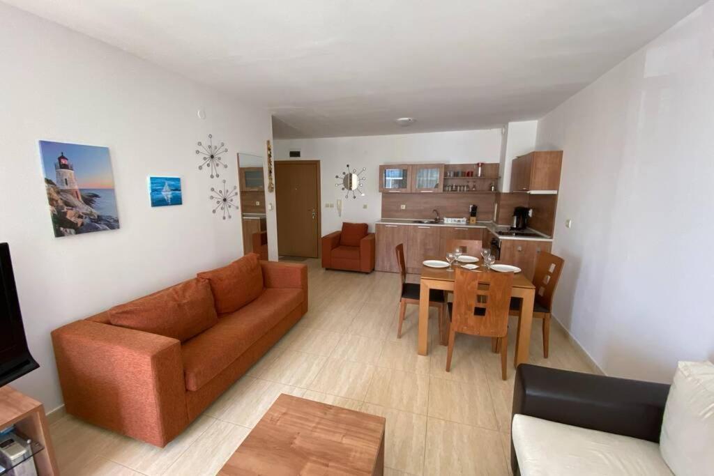 Top Complex Apartment On The Beach Светий Влас Екстер'єр фото